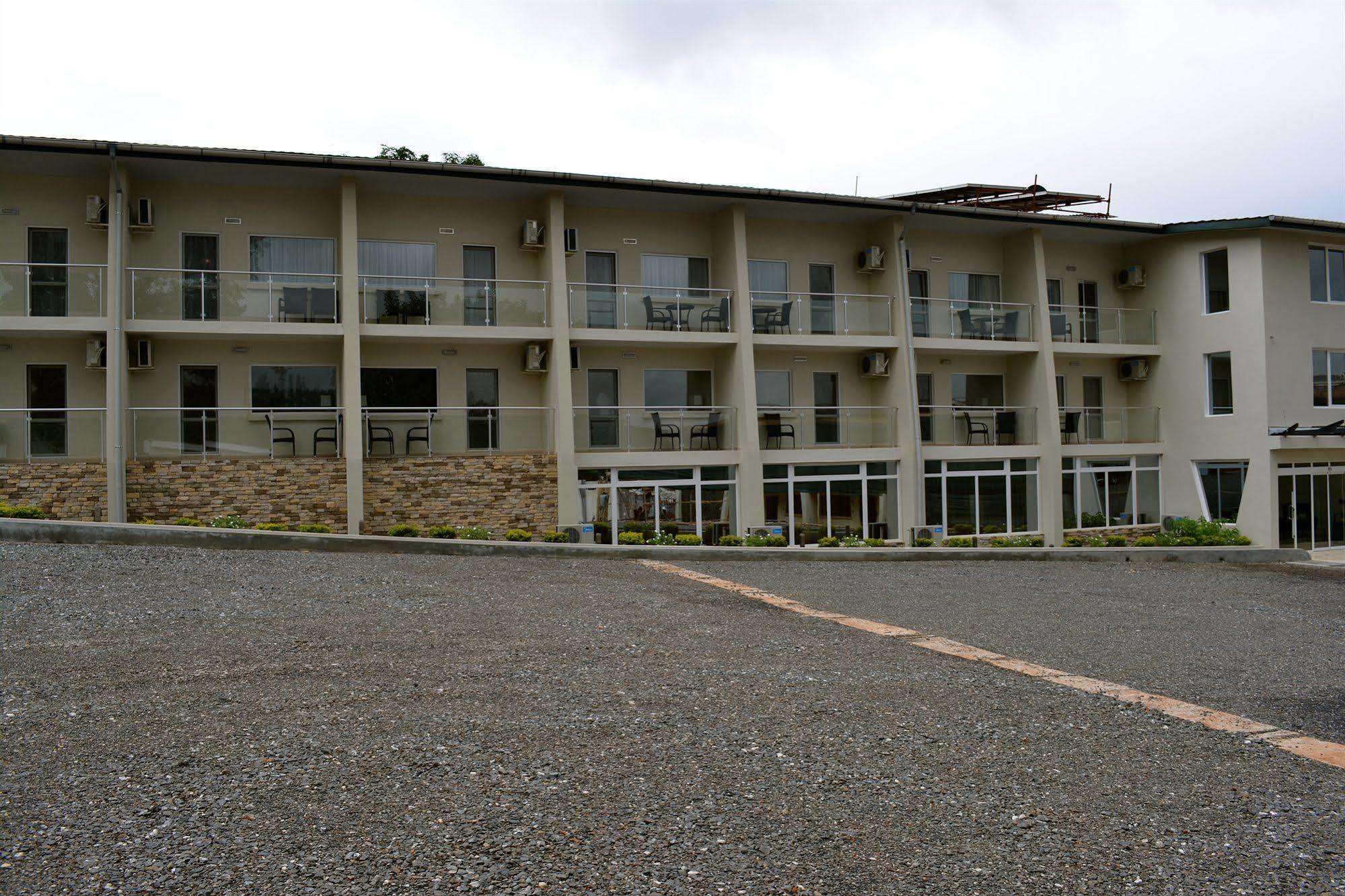 New Brookfields Hotel Freetown Exterior foto